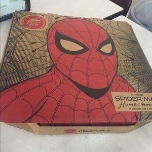 Meet your Posher, Sarai